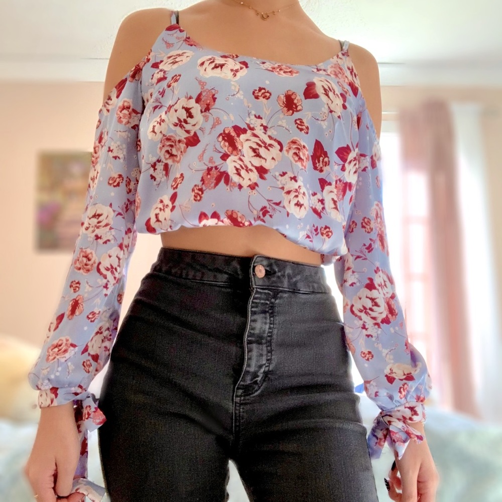 silk floral cold shoulder blouse!